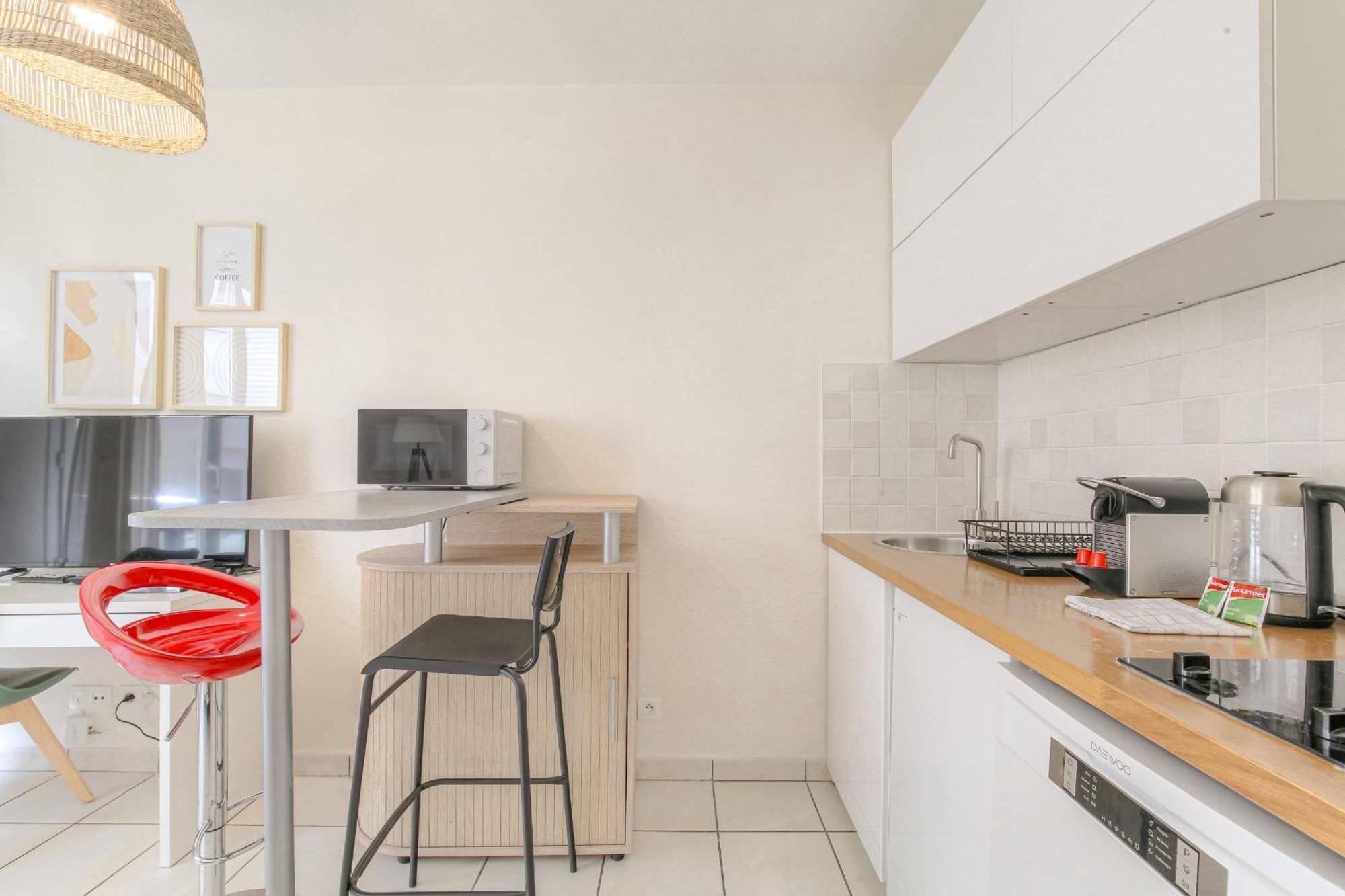 Ferienwohnung Le Calme Et Cosy Avec Parking Gratuit Lyon Exterior foto